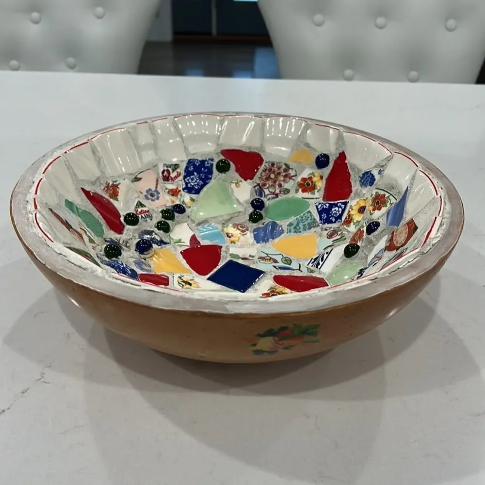 Rare**Vintage Thurnauer Wood bowl with ceramic pieces